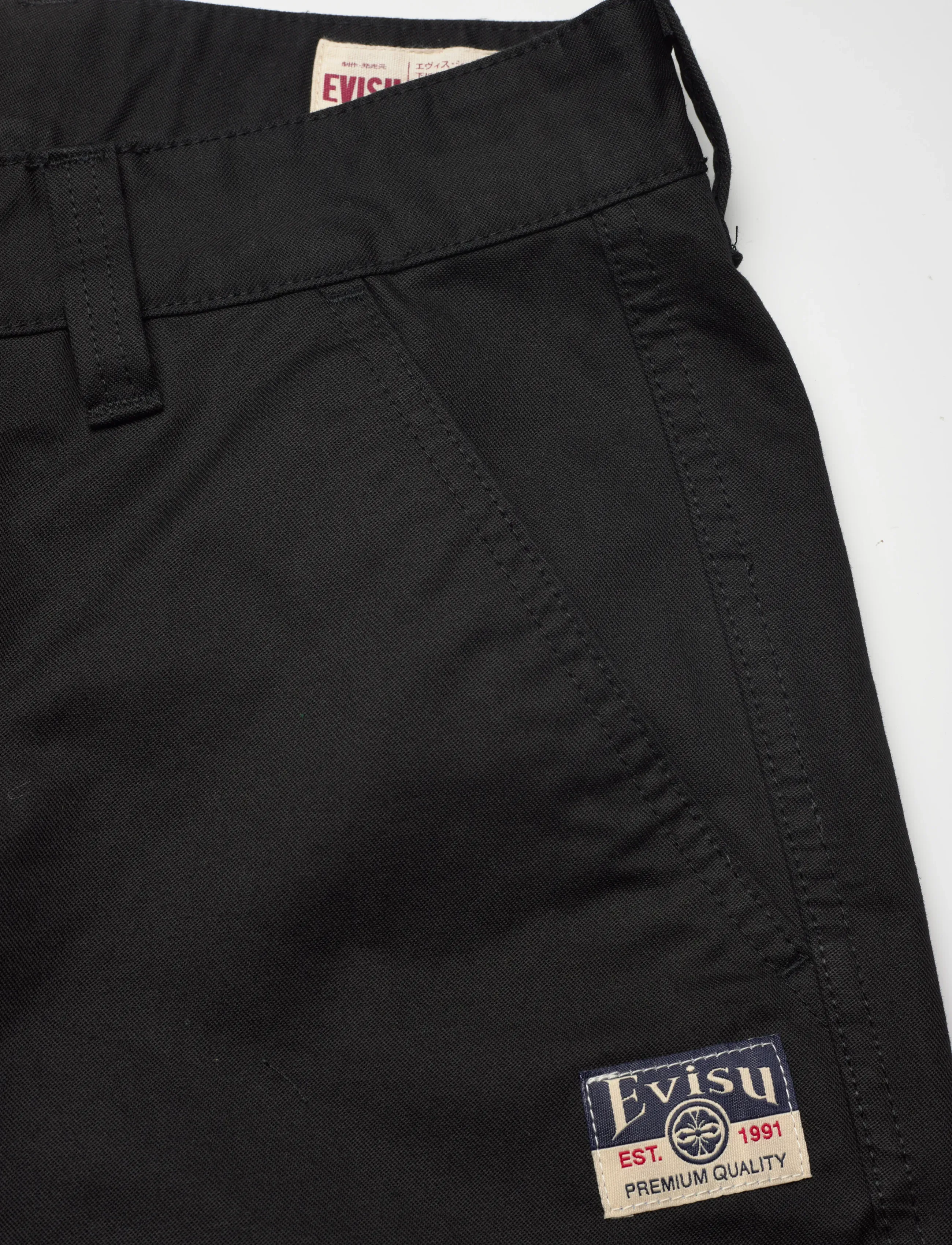 Evisu - SPLASH DAICOCK PRINTED CHINO - chinos - black - 5