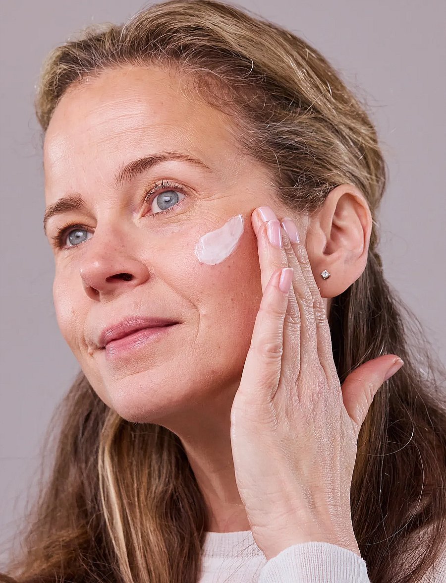 Evolve Organic Beauty - Evolve Organic Beauty Age Defying Multi Peptide Cream 60ml - dagkräm - clear - 3