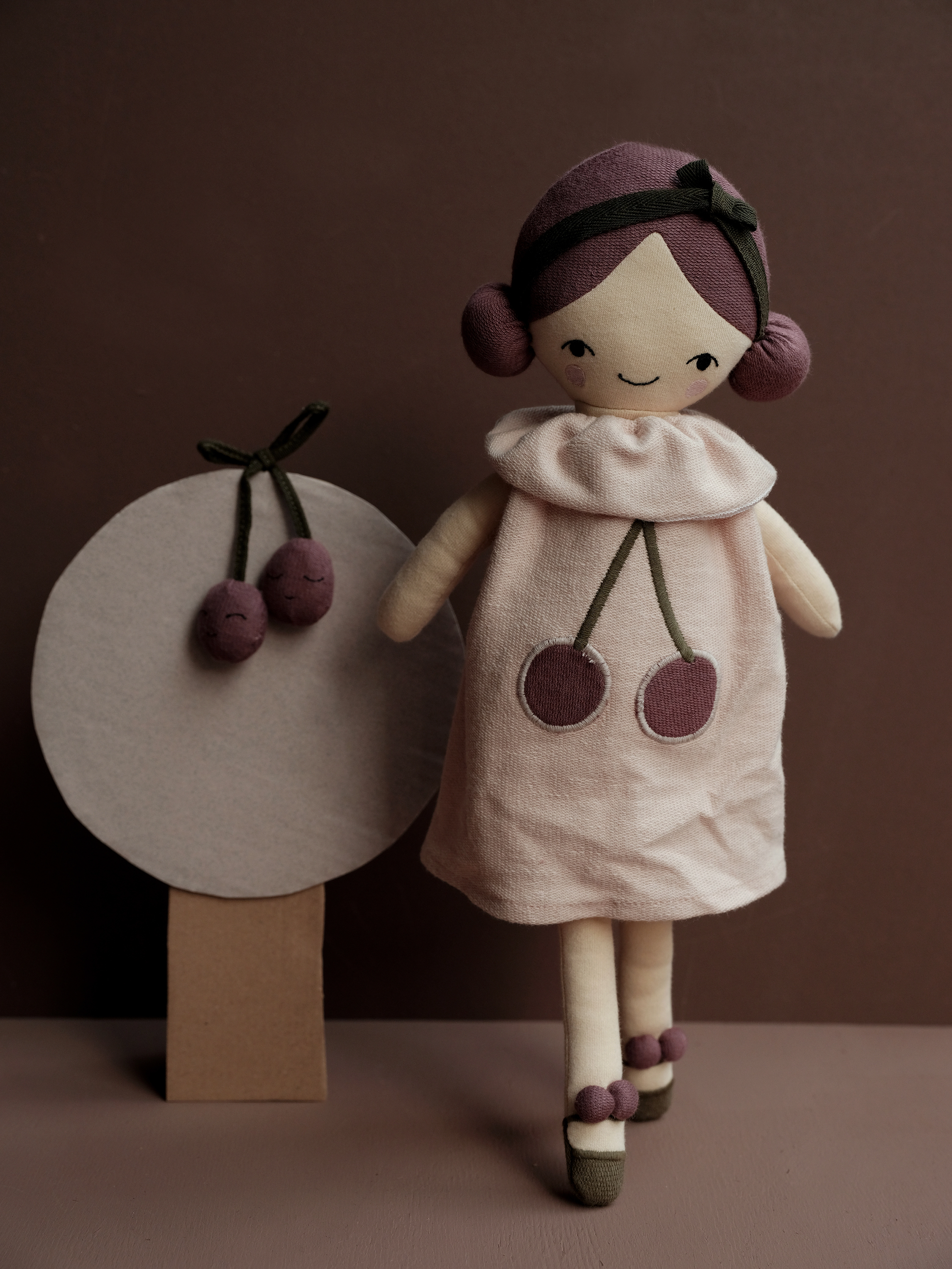Fabelab Fab Friends Cherry Pie, 40 cm, Soft Spielzeug, Rosa - Stuffed Kinder