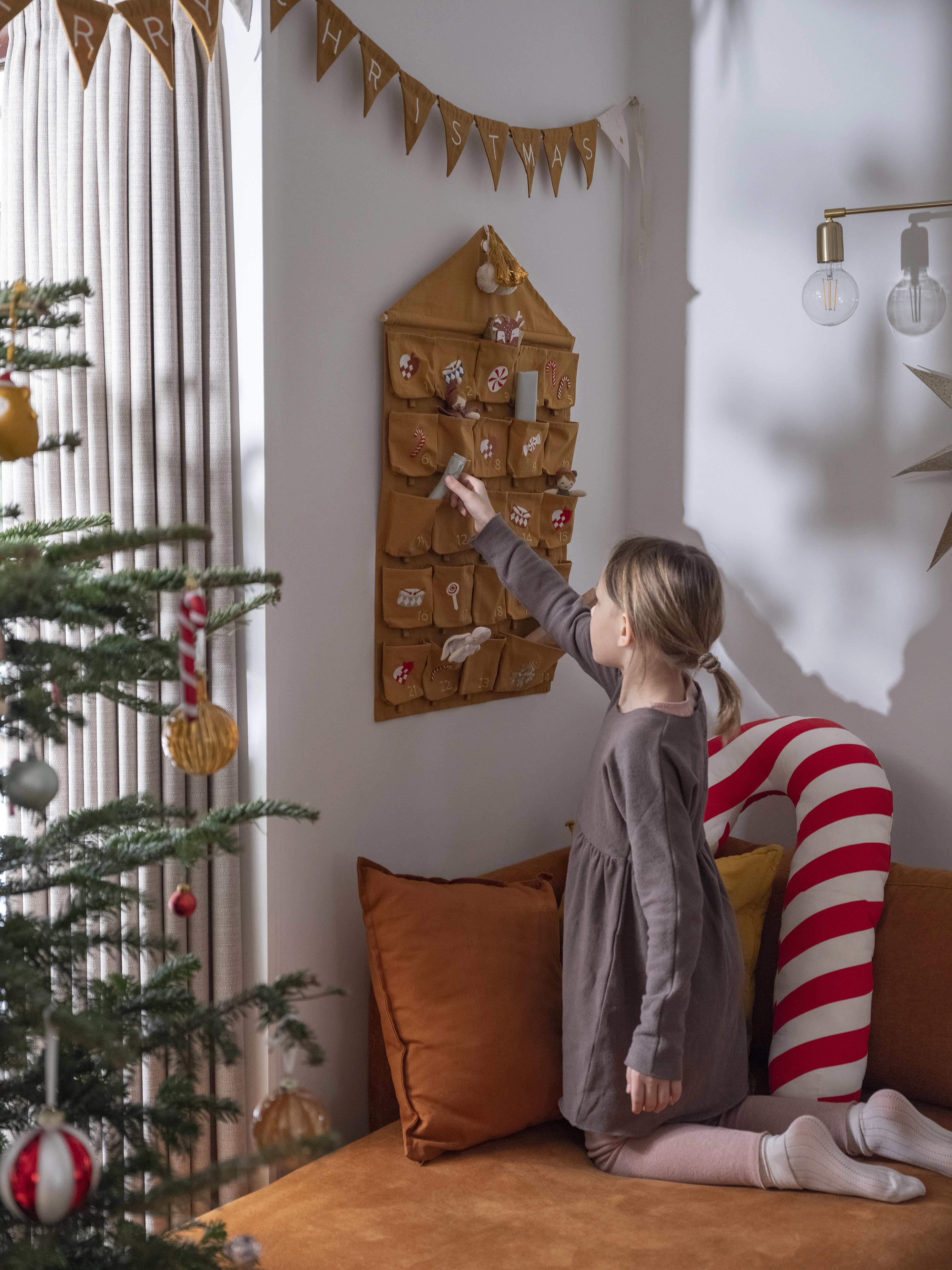 Fabelab Garland - Christmas, 17FLAGS-12 cm, Brown, Børneindretning > Dekorationstilbehør-Detaljer, Børn