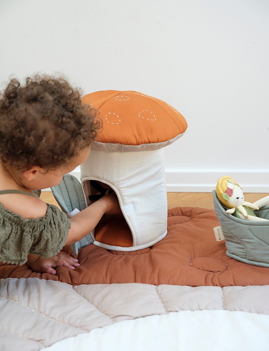 Fabelab - Fabric House Mushroom - plüschspielzeug - holly red, beige - 2