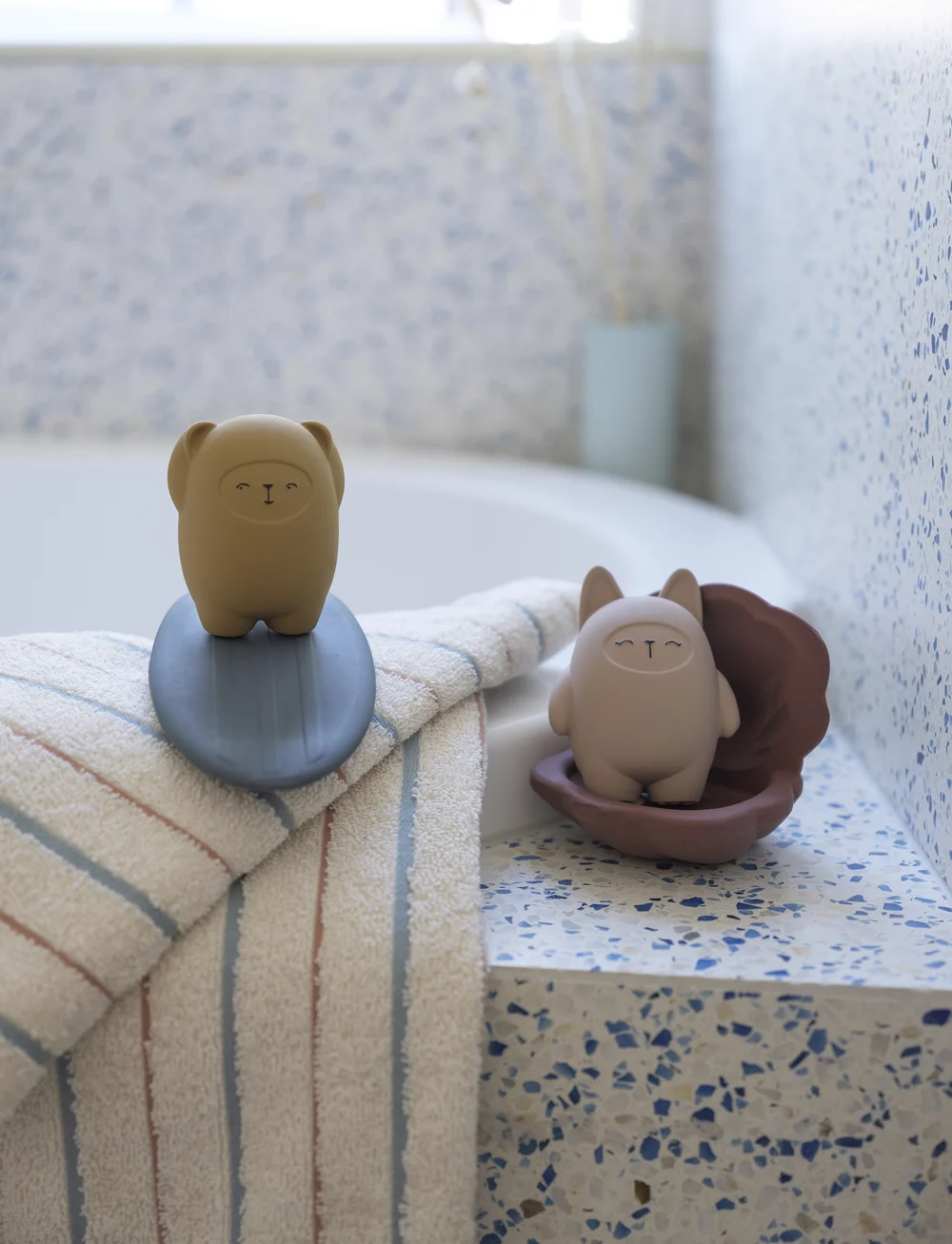 Fabelab - Bath Toys - Bob the Bear & Surfboar - badespielzeug - multi colours - 5