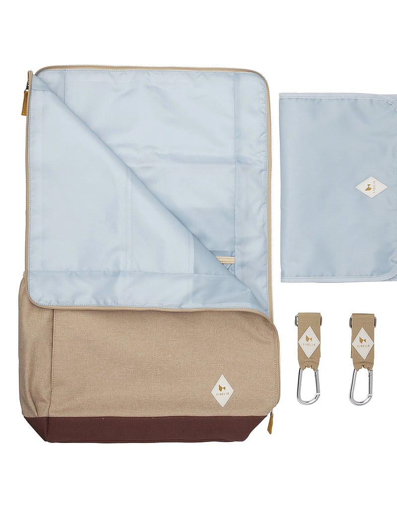 Fabelab - On-the-go Parent Backpack - Caramel - wickeltaschen - caramel - 0