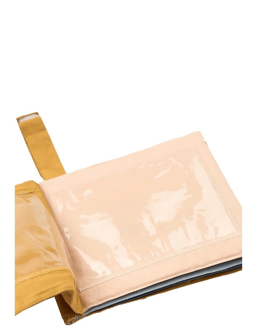 Fabelab - Fabric Book - My Family Album - ungbarnabækur - wood thrush - 1