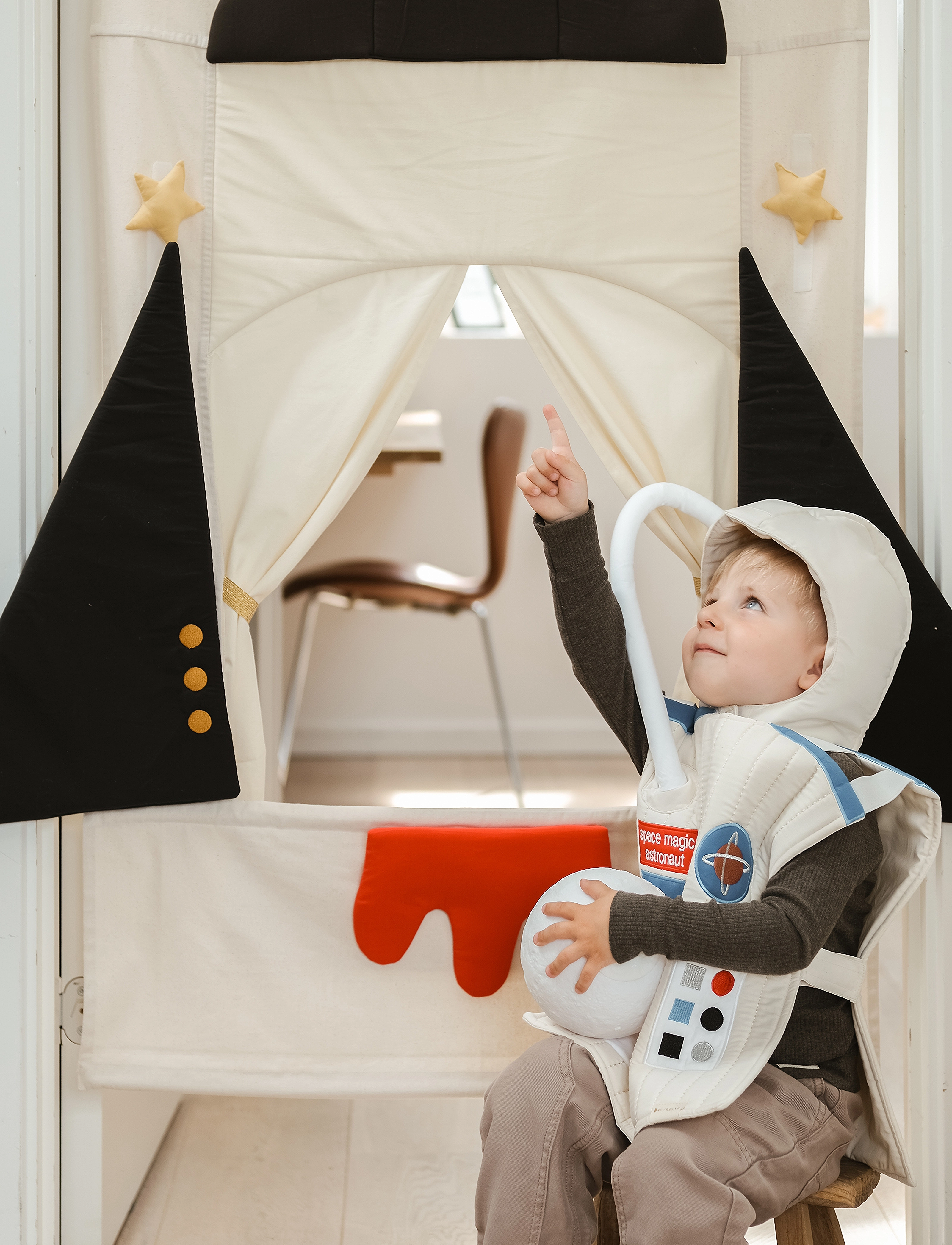 Fabelab Theater Base W. Space, One Size, Role Play, Creme - Toy Market Stalls & Accessories, Kinder
