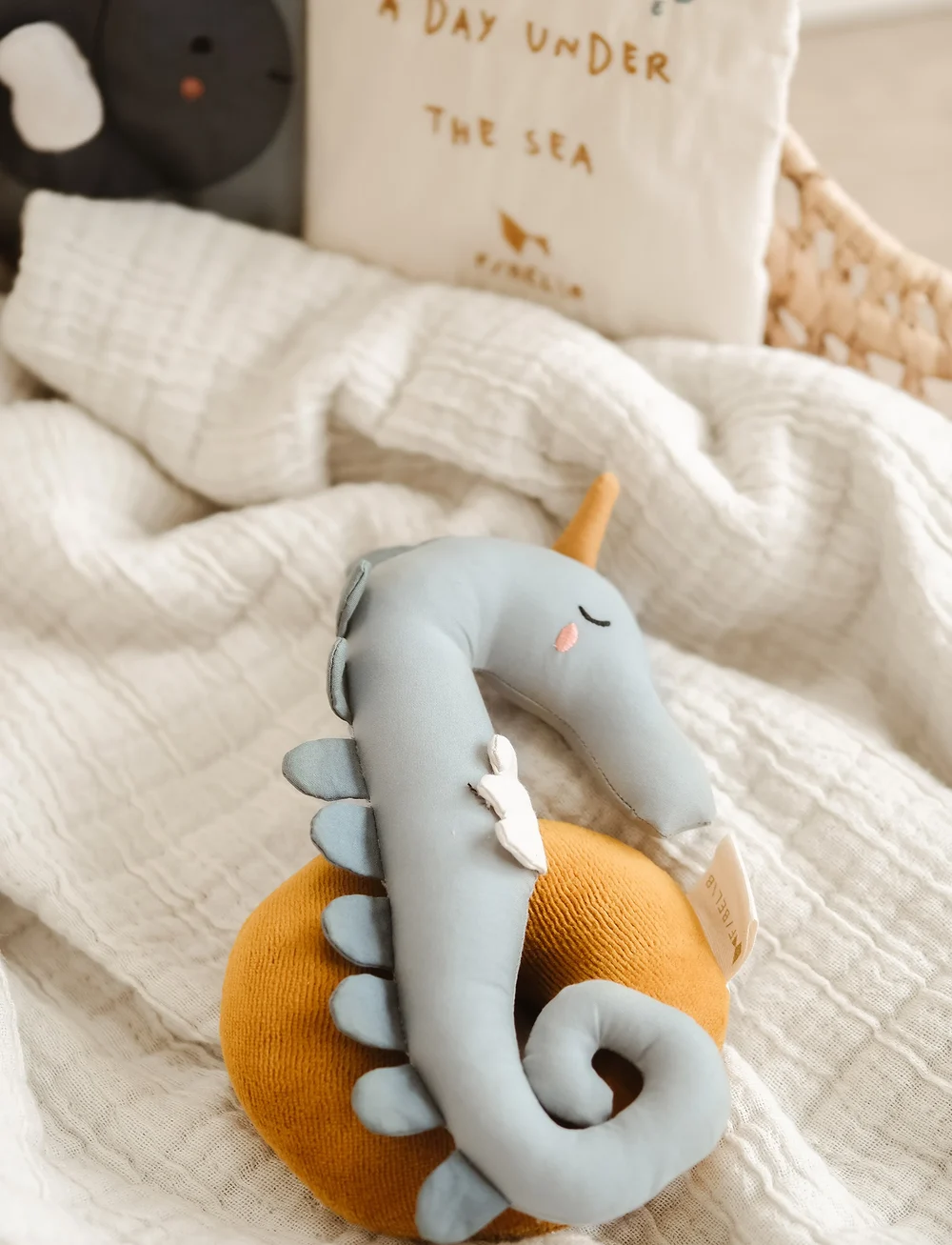 Fabelab - Rattle - Seahorse - rasseln - slate - 0