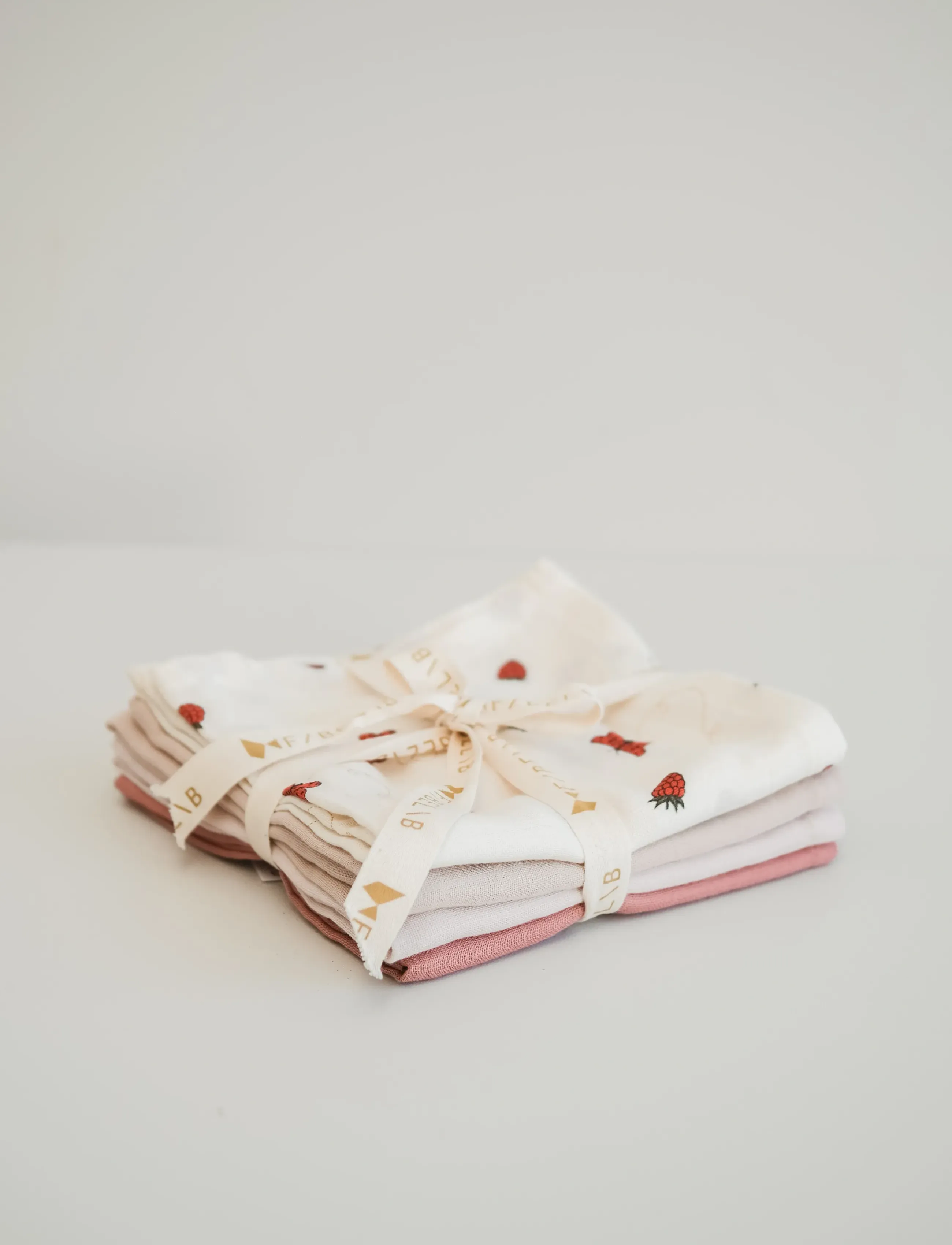 Fabelab - Muslin 4-pack - Into The Garden - mulltücher - peach whip - 4