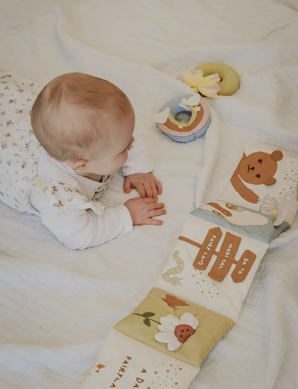 Fabelab - Fabric Book - Fairyland - babyböcker - seedpearl - 0