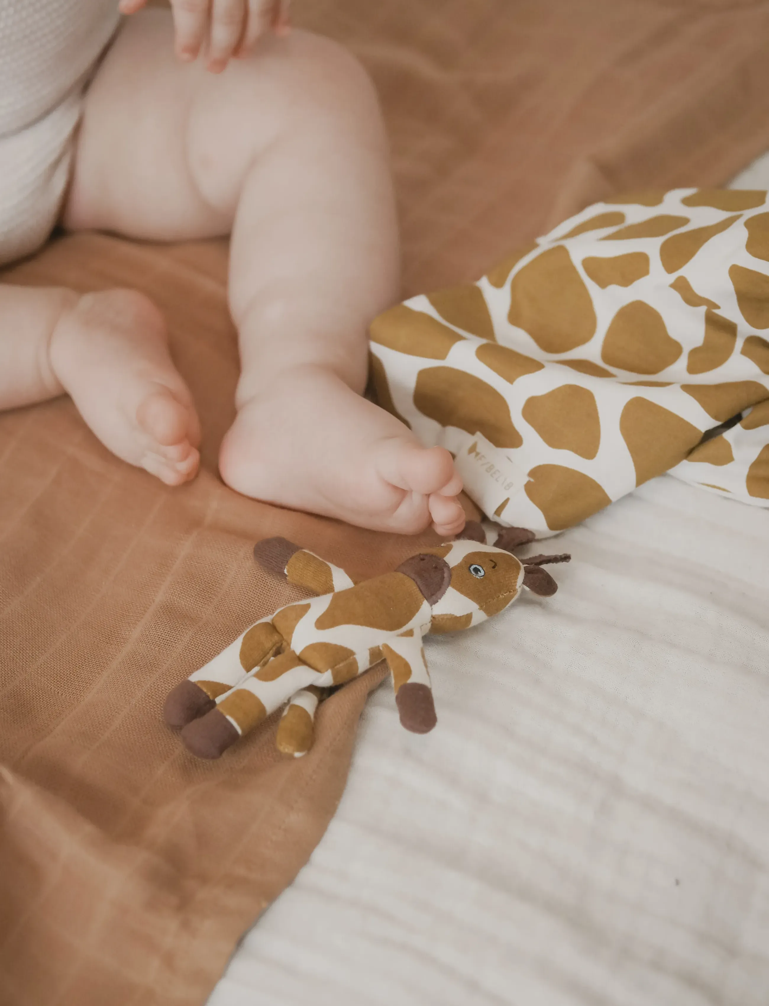 Fabelab Cuddler Giraff, One Size, Baby Sleep, Mehrfarbig/gemustert - Cuddle Blankets, Kinder