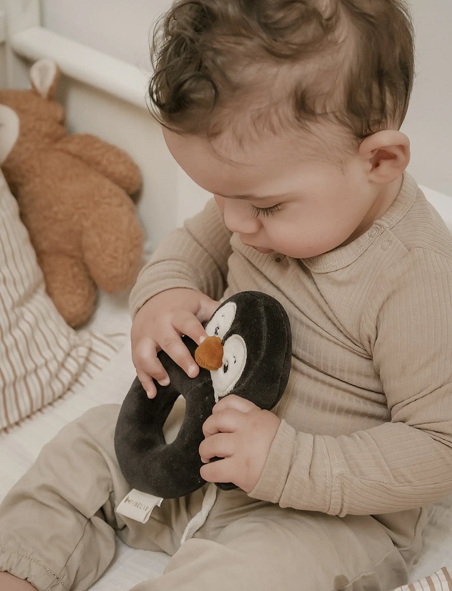 Fabelab - Rattle - Penguin - skallror - black beauty - 0