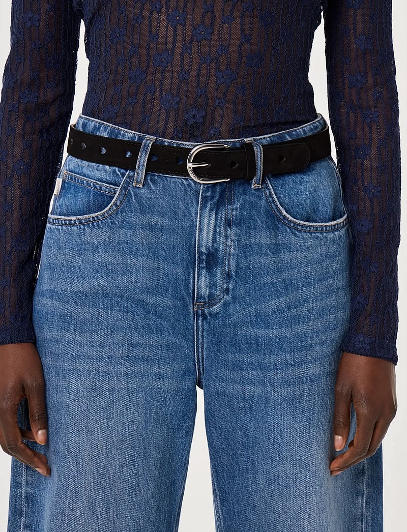 Fabienne Chapot - Cut it Out Heart Belt Suede - læderbælter - black - 1