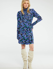 Fabienne Chapot - Flake Dress - midi kjoler - bluemsbury/feeling g - 5
