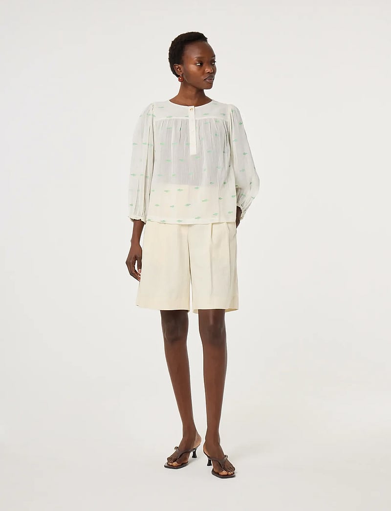 Fabienne Chapot - Bindi Top - langärmlige blusen - cosy white/green - 2