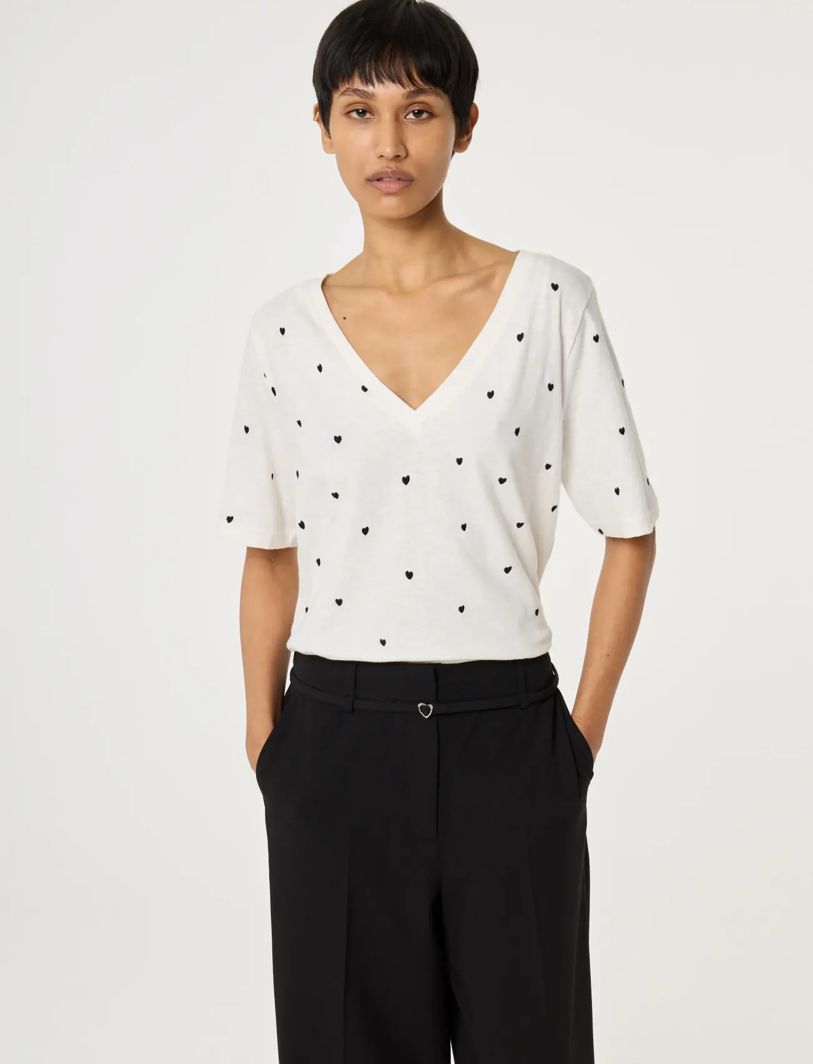 Fabienne Chapot - Phil V-Neck T-shirt - t-shirts - cosy white/black - 2
