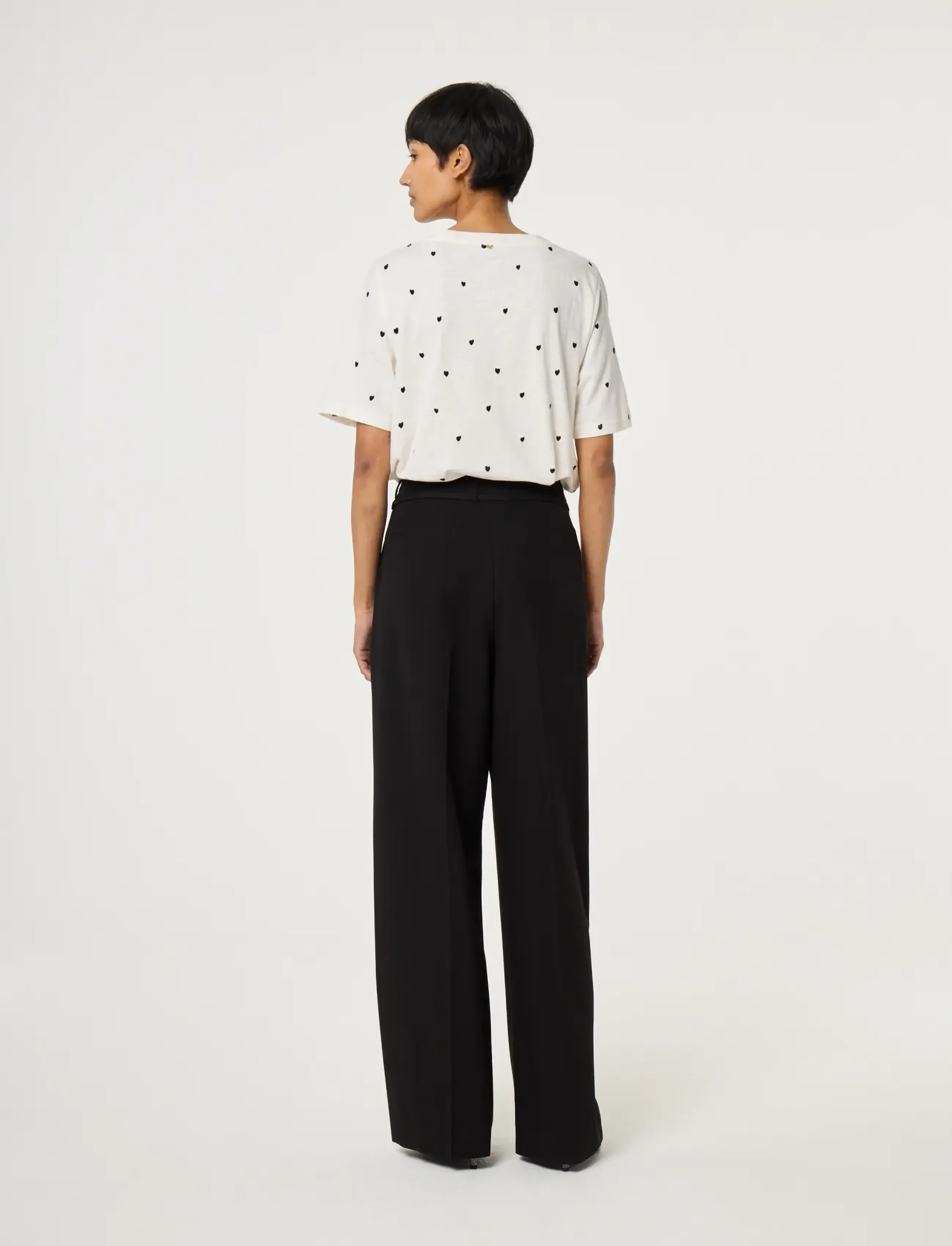 Fabienne Chapot - Phil V-Neck T-shirt - t-shirts - cosy white/black - 3