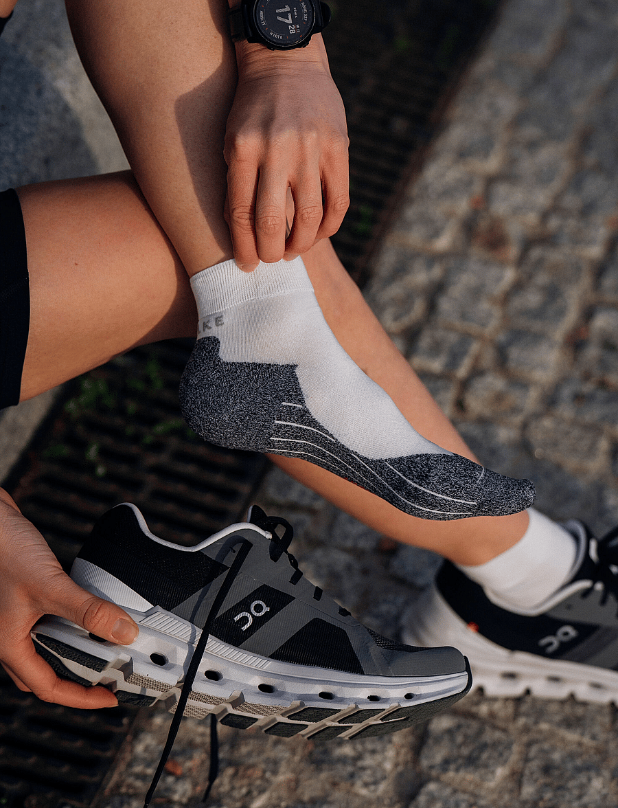 Falke Sport - FALKE RU4 Endurance Short Women - aluspesu ja sokid - white-mix - 0