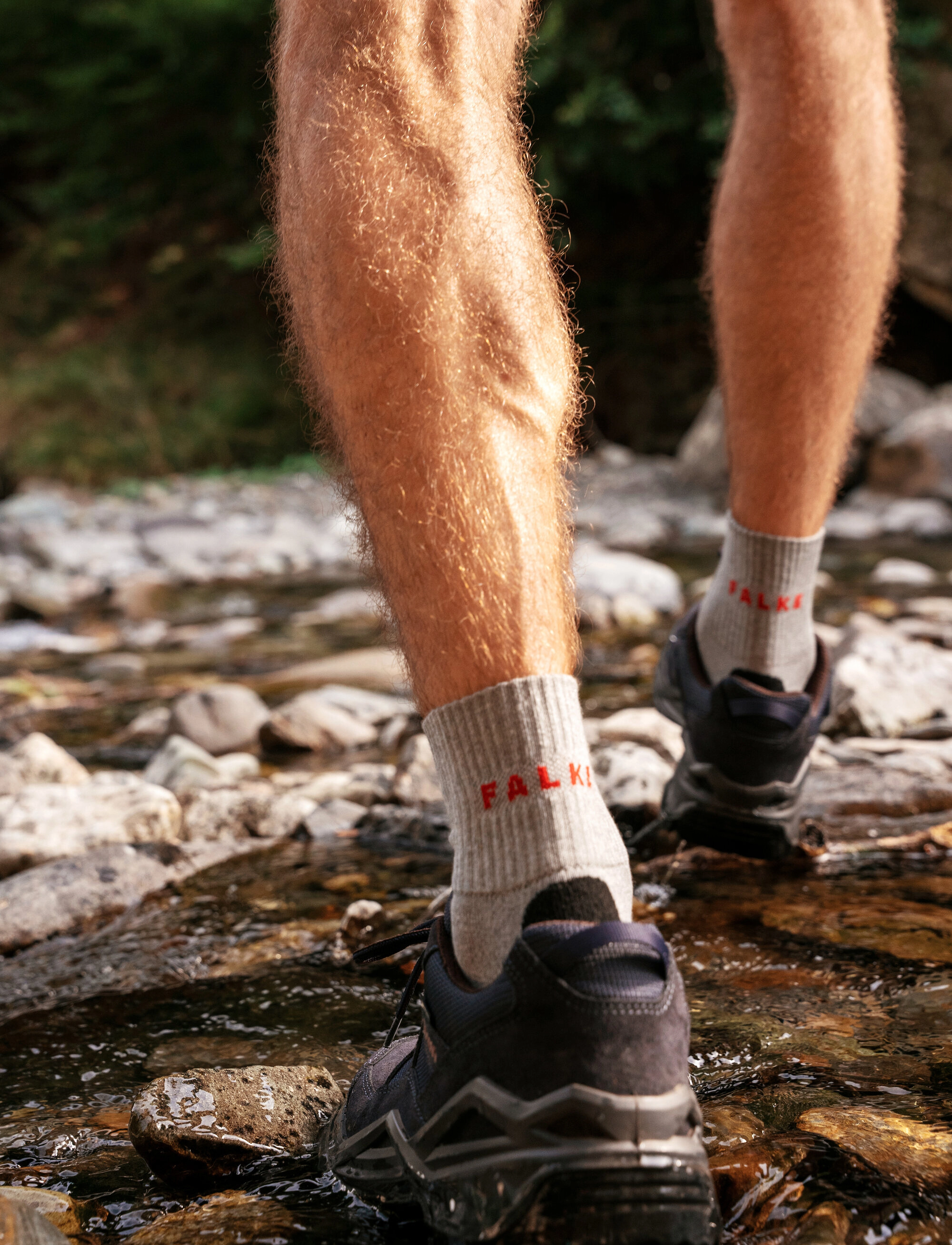 Falke Sport - TK5 Short Trekking Light-cushioned - sporta zeķes - asphalt mel. - 0