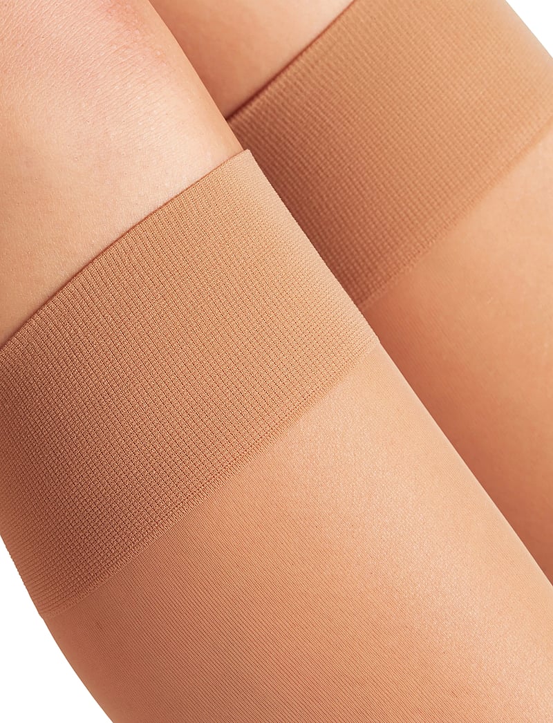 Falke Women - FALKE Matt Deluxe 20 KH - knæstrømper - powder - 2