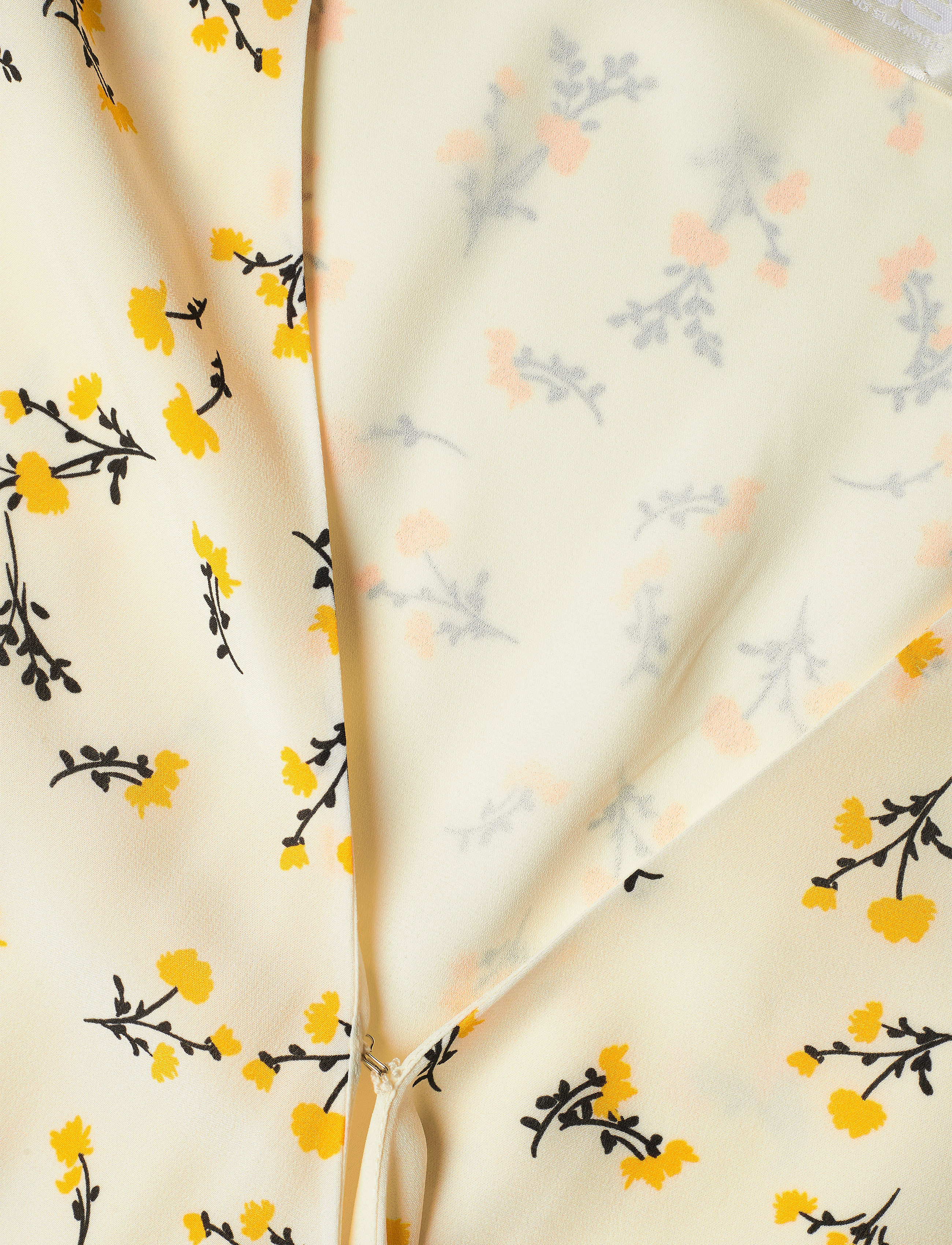 Fall Winter Spring Summer - Silja - vanilla spring bouquet - 2