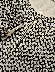 Fall Winter Spring Summer - Herdis Broderie Anglaise - blouses met lange mouwen - jet black - 2
