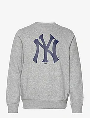 Fanatics - New York Yankees Primary Logo Graphic Crew Sweatshirt - sweatshirts - sports grey - 0