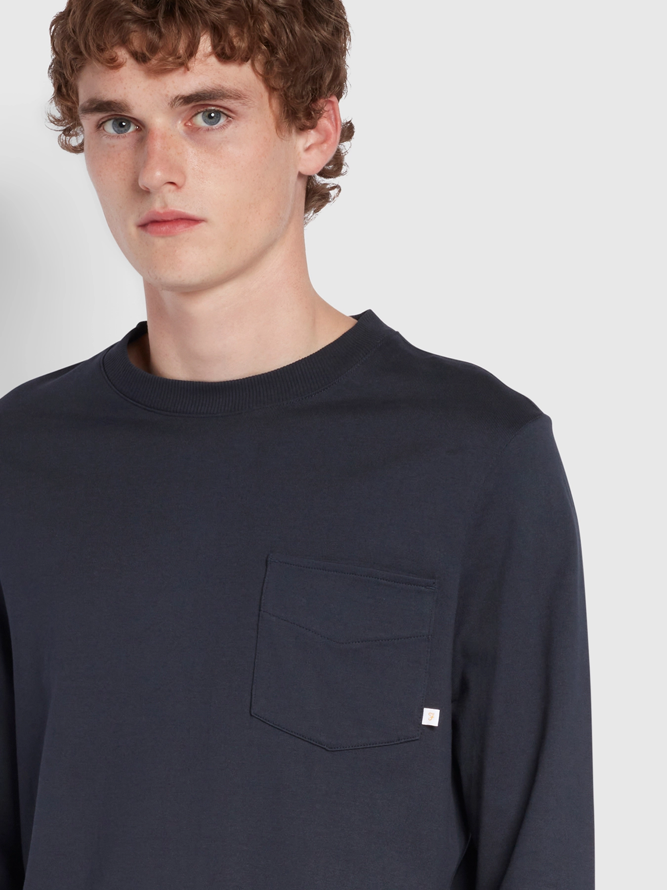 Farah - WEYMOUTH LS PKT TEE - true navy - 5