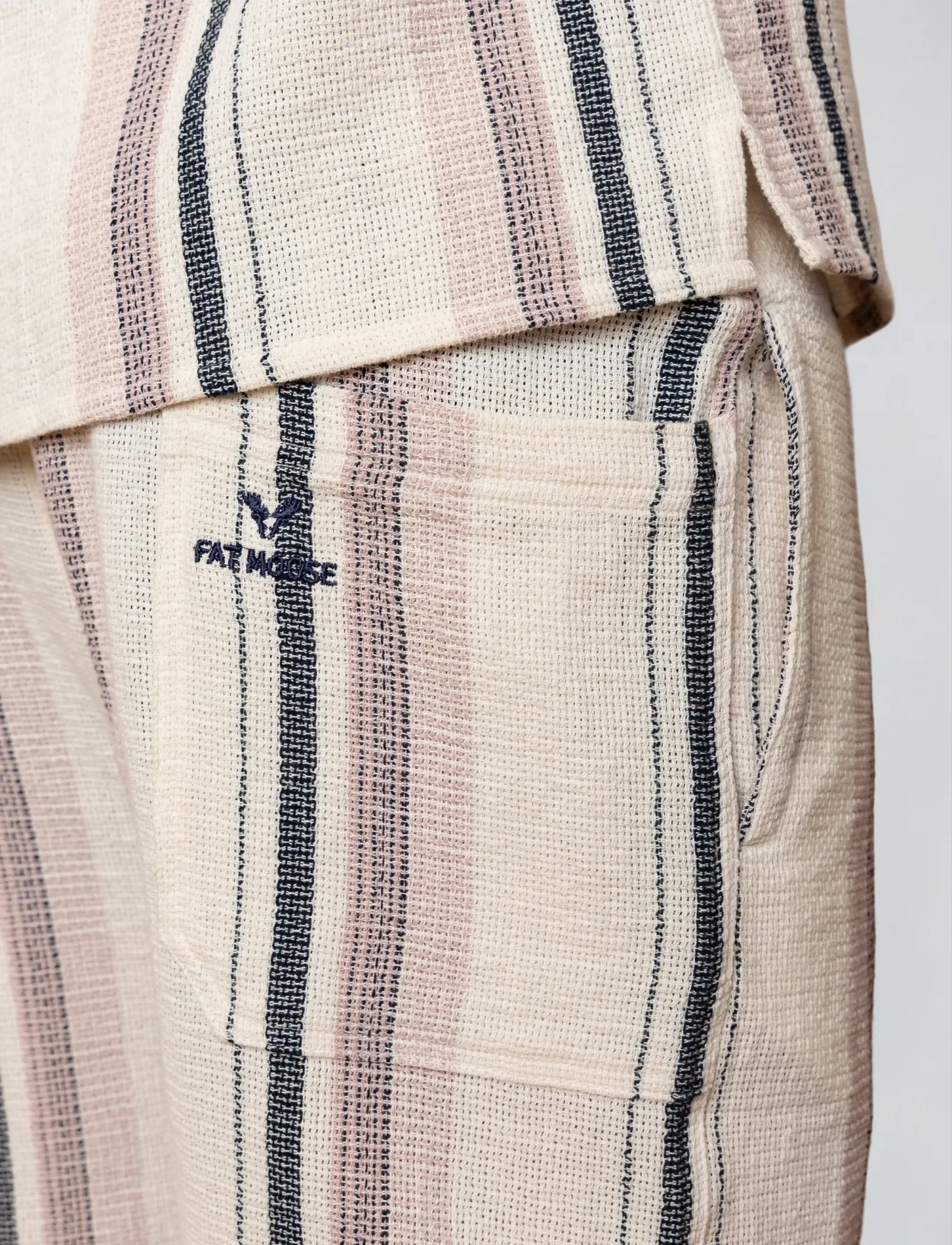 Fat Moose - Costa shorts - casual shorts - ecru/violet ice striped - 5