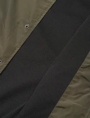 Fat Moose - Lake Coach Jacket - spring jackets - army - 5