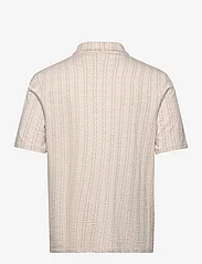 Fat Moose - Hazy Jacquard Shirt S/S - marškiniai trumpomis rankovėmis - ecru/khaki - 2