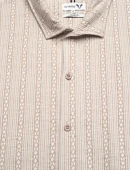 Fat Moose - Hazy Jacquard Shirt S/S - short-sleeved shirts - ecru/khaki - 3