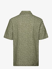 Fat Moose - Float Jacquard Shirt S/S - kortærmede skjorter - green/ecru - 1