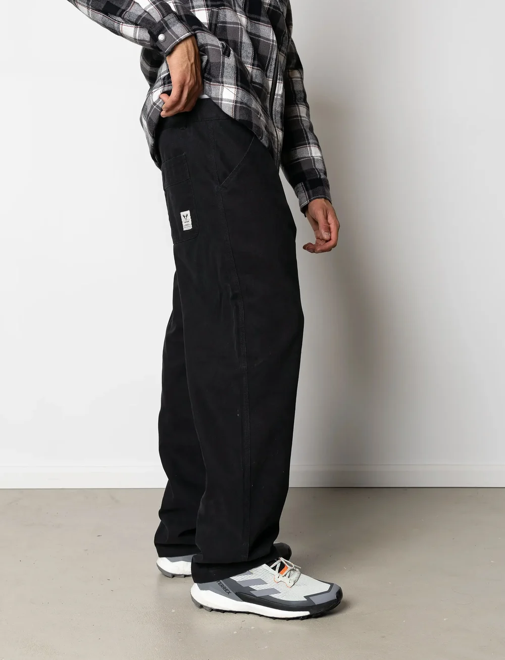 Fat Moose - Dereck cotton pants - casual byxor - black - 0