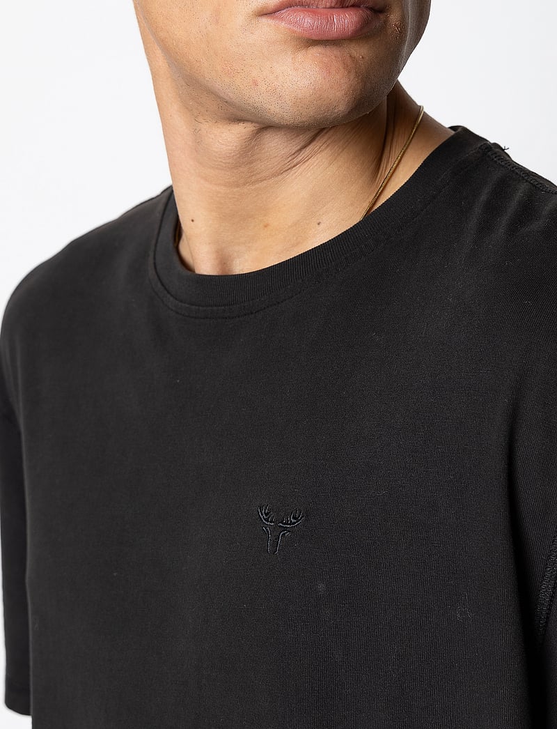 Fat Moose - Taylor T-shirt - kurzärmelig - black - 3