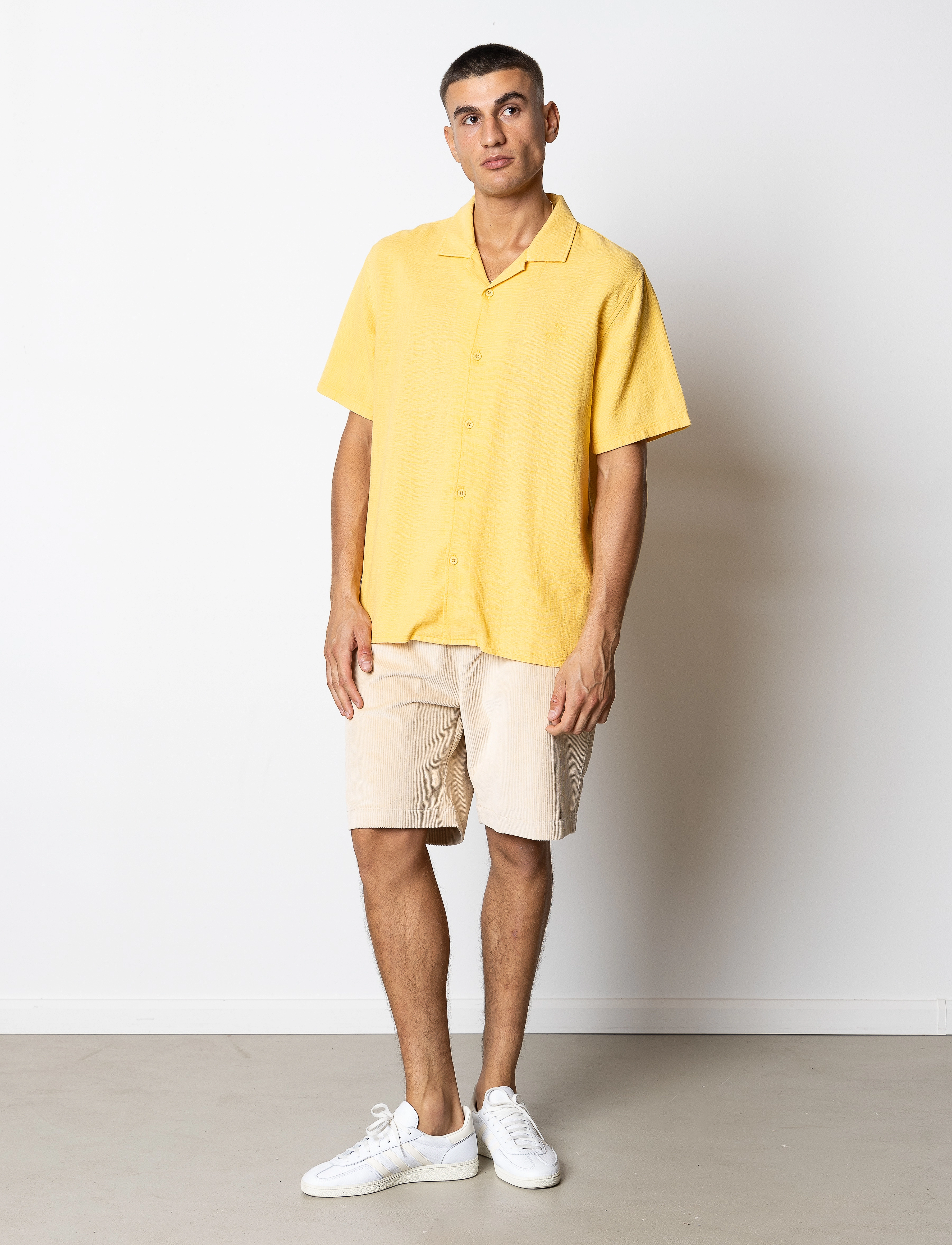 Fat Moose - Fox corduroy shorts - chino lühikesed püksid - ecru - 4