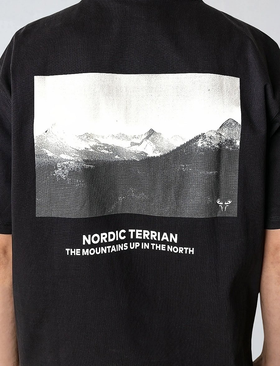 Fat Moose - Peak T-shirt - kurzärmelige t-shirts - black - 4