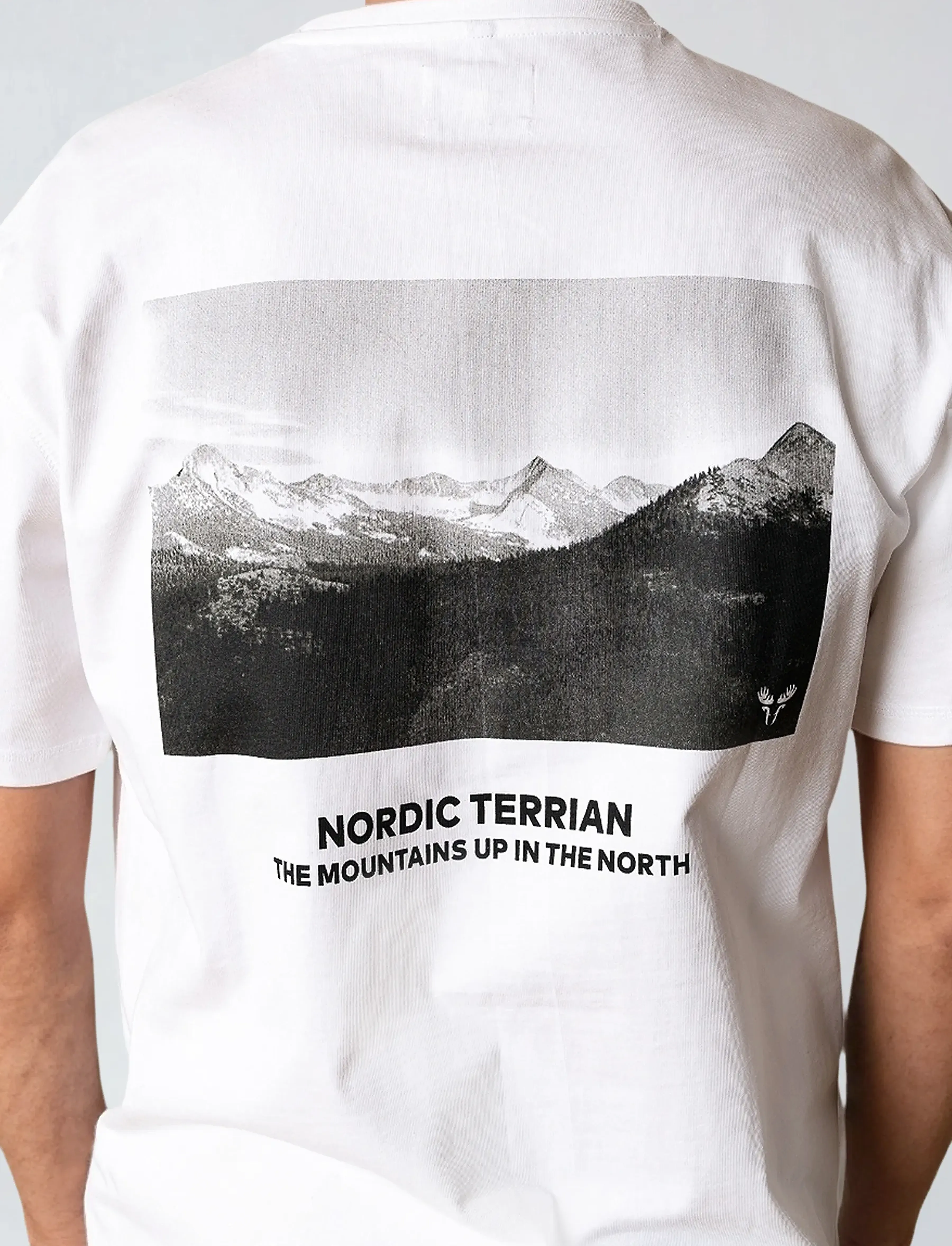 Fat Moose - Peak T-shirt - die niedrigsten preise - white - 4