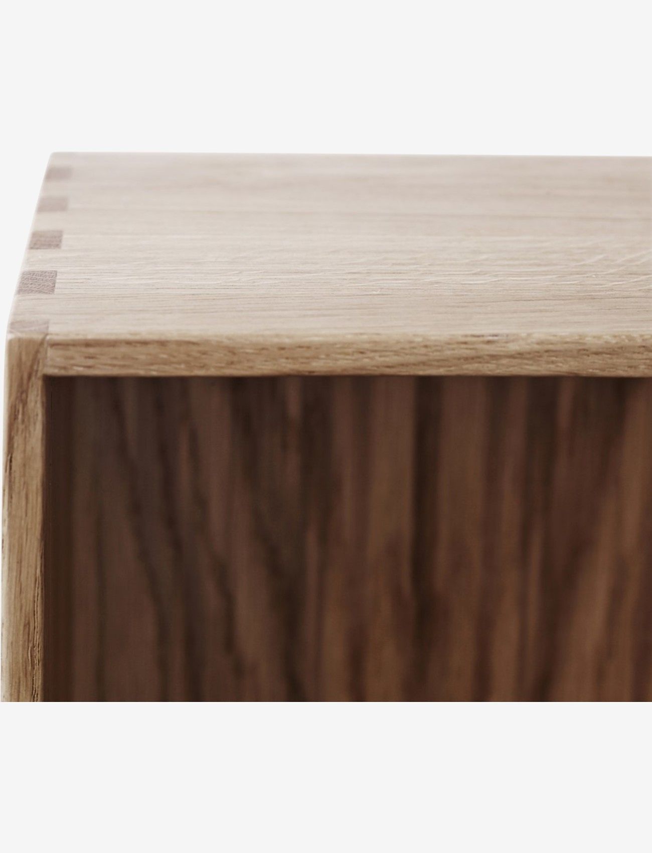 FDB Møbler - B98 - Bookcase - trends - nature, 3% white pigment - 2