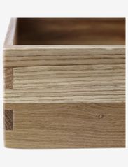 FDB Møbler - B98 - Bookcase plinth - köögipurgid - nature, 3% white pigment - 1