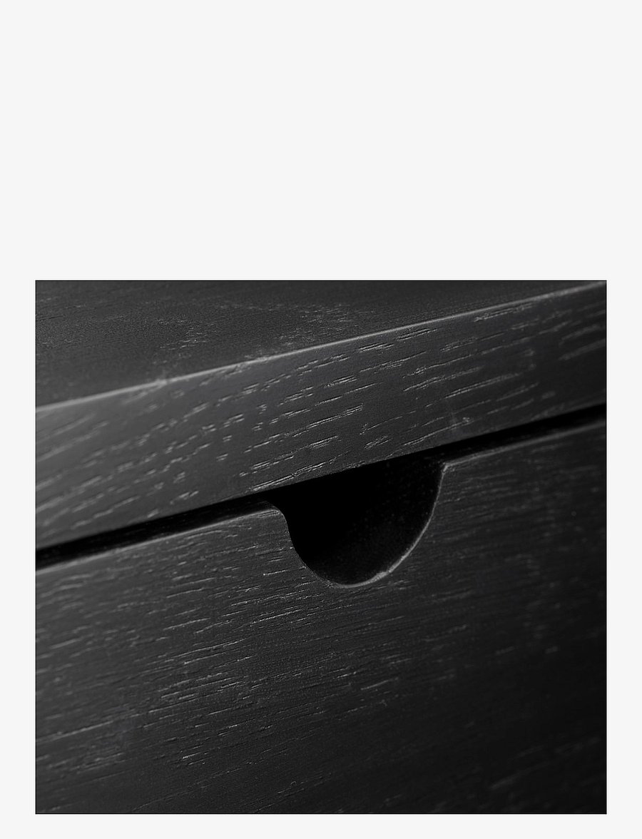 FDB Møbler - B99 - Radius - black - 2