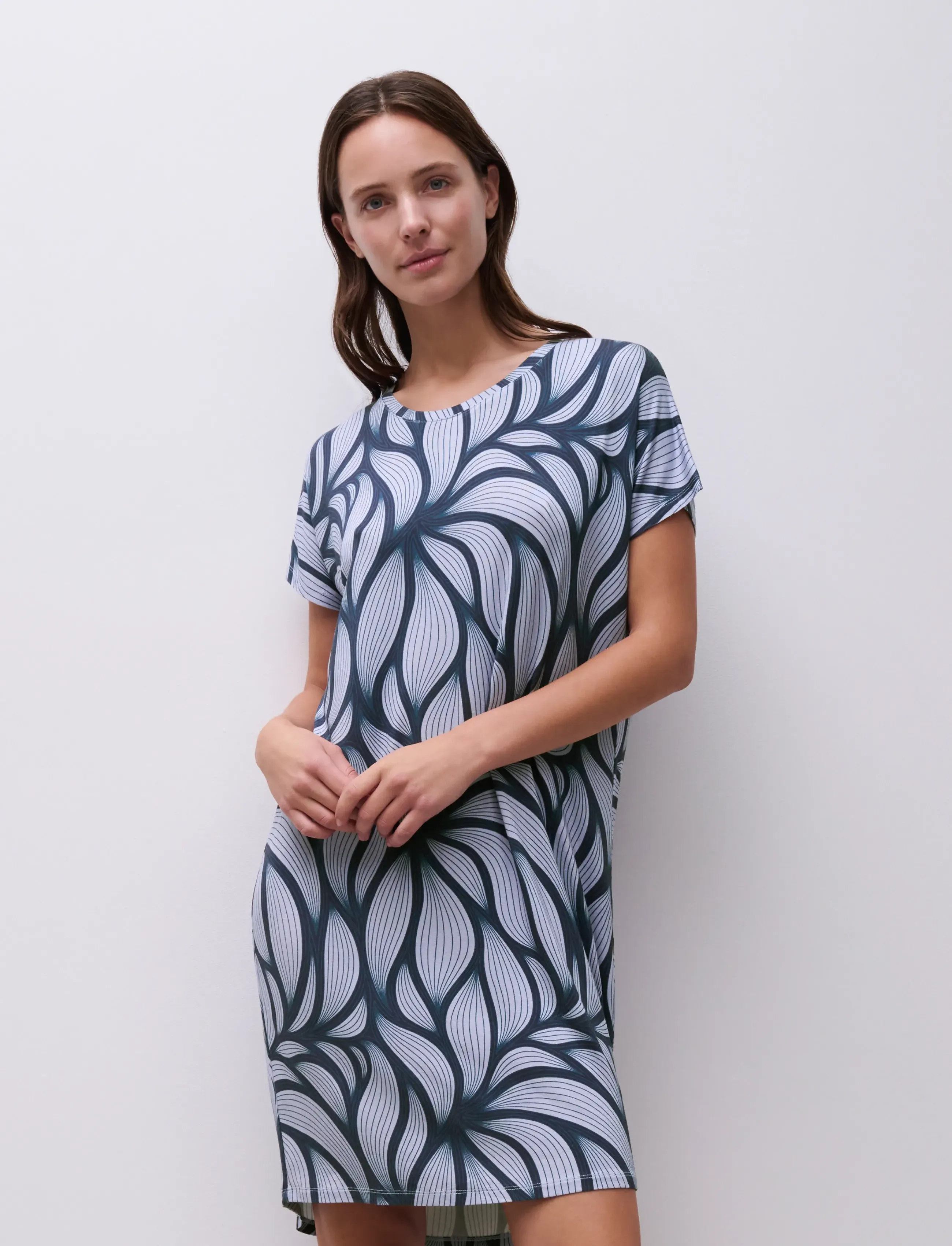 Femilet - Yara Big shirt long sleeves - nightdresses - blue petal - 2