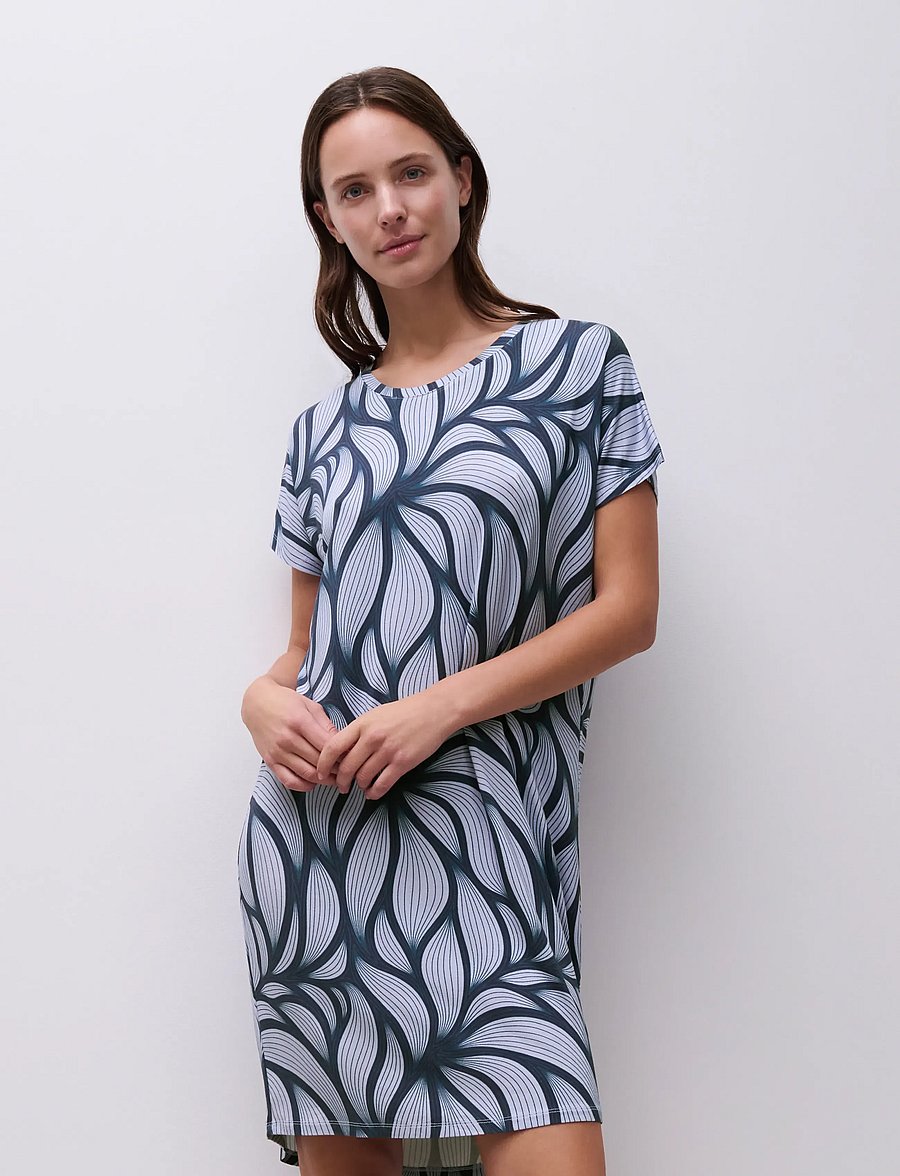 Femilet - Yara Big shirt long sleeves - natkjoler - blue petal - 2