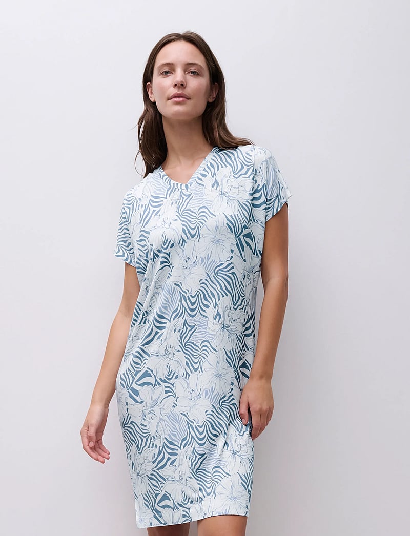 Femilet - Loraine Nightgown LS - natkjoler - pastel flowers - 2