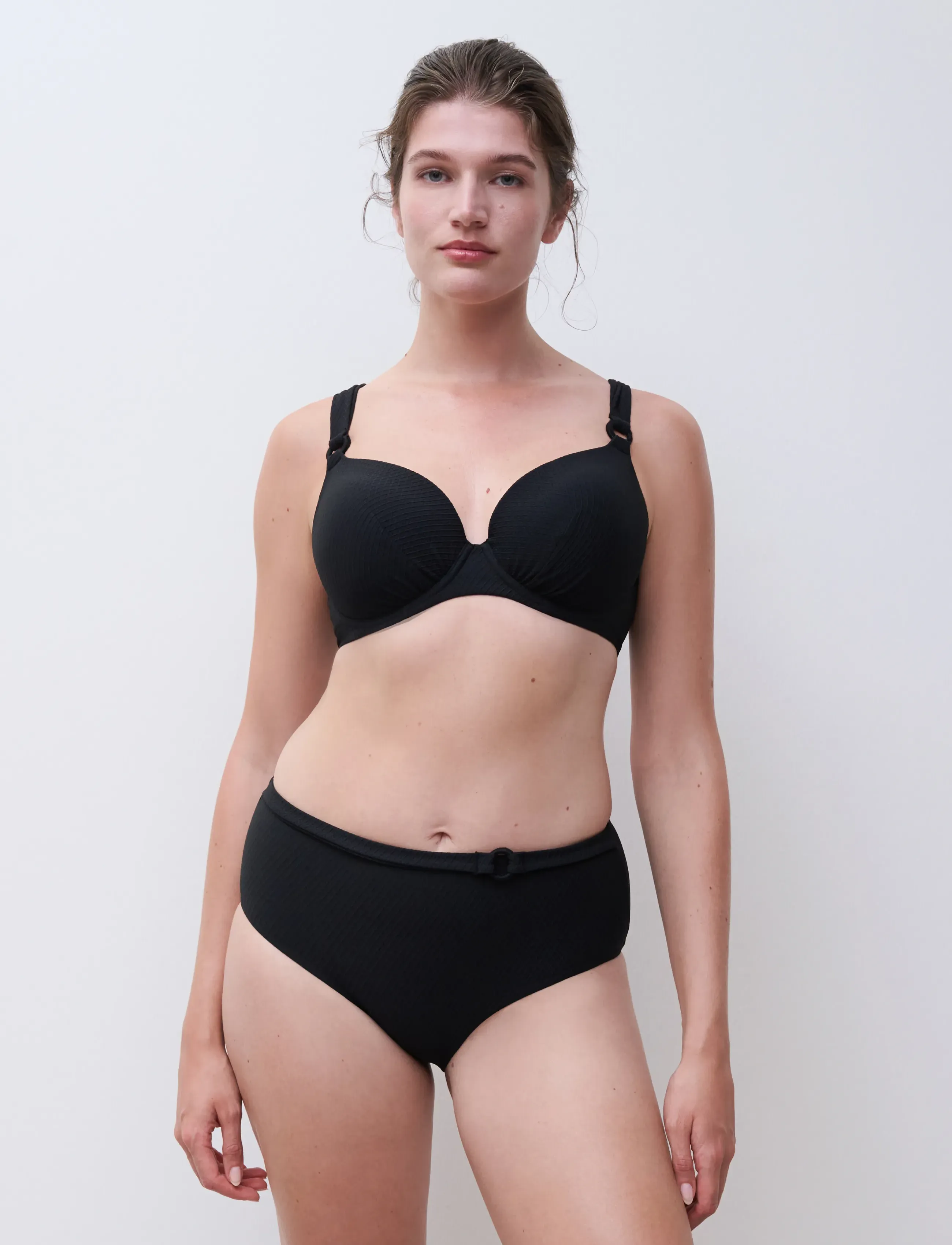 Femilet - NAVARINO T-shirt bra - hauts de maillot à armatures - black - 5