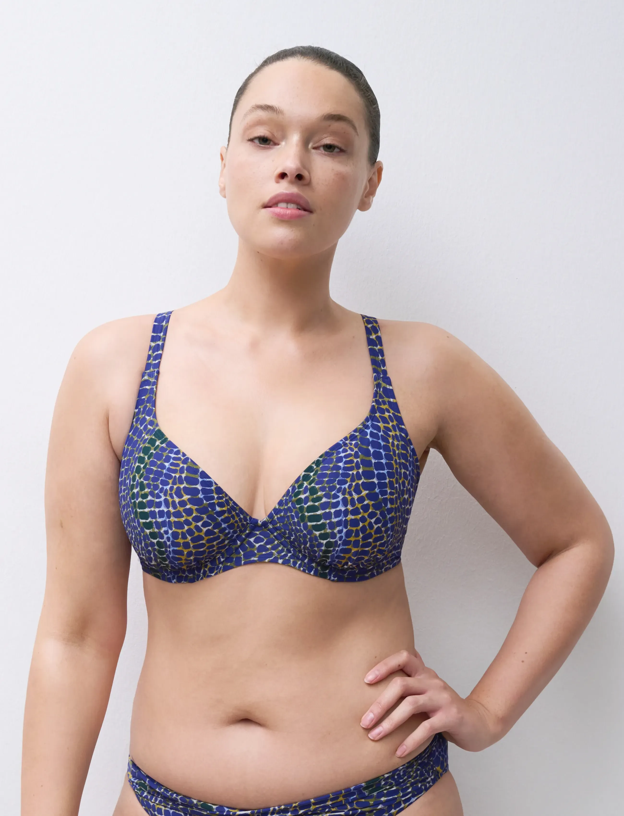 Femilet - Taula T-Shirt Underwired - bikinitoppe med bøjle - blue snake - 2