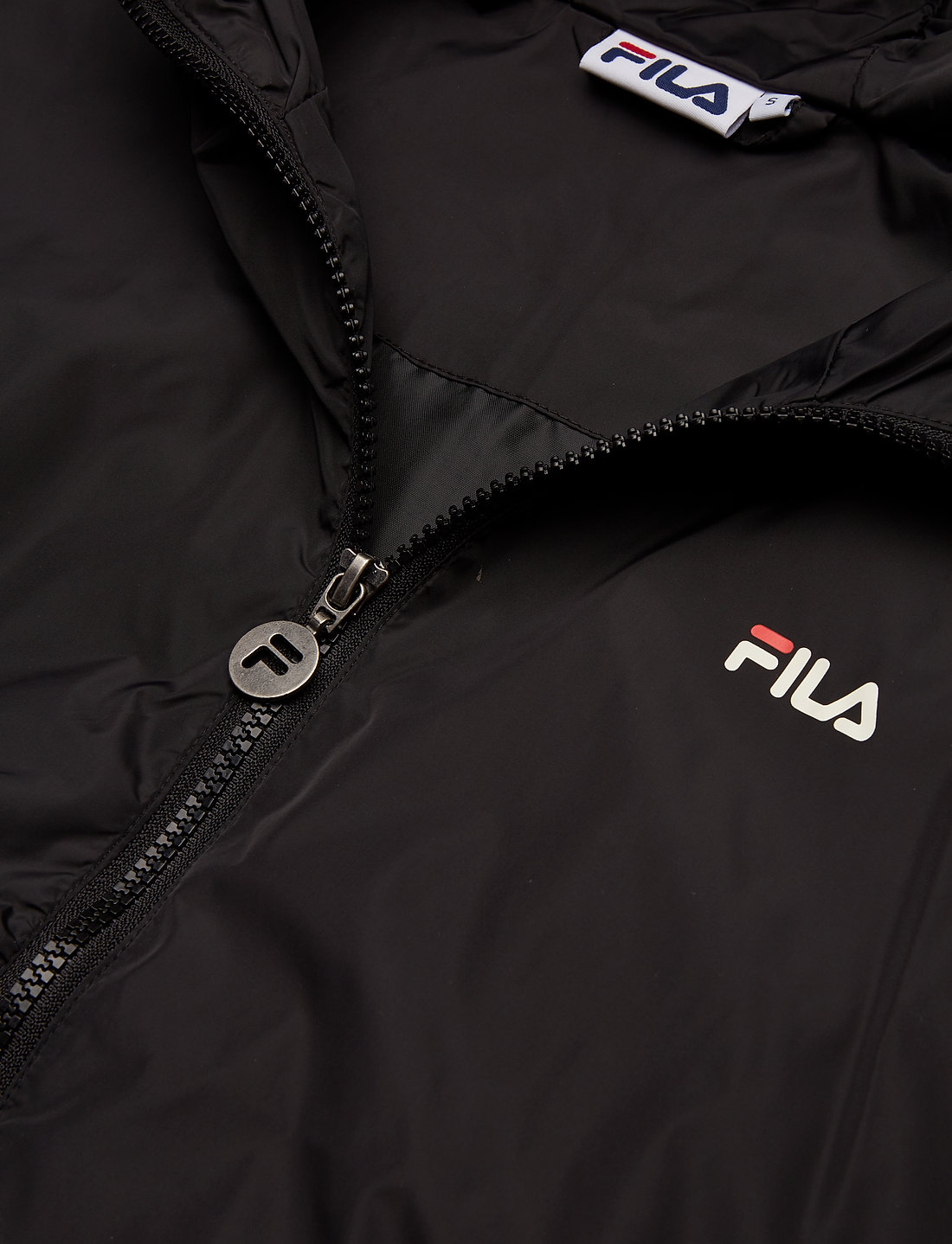 FILA Women Tilda Hooded Wind Jacket 700 kr. K b Lette jakker fra