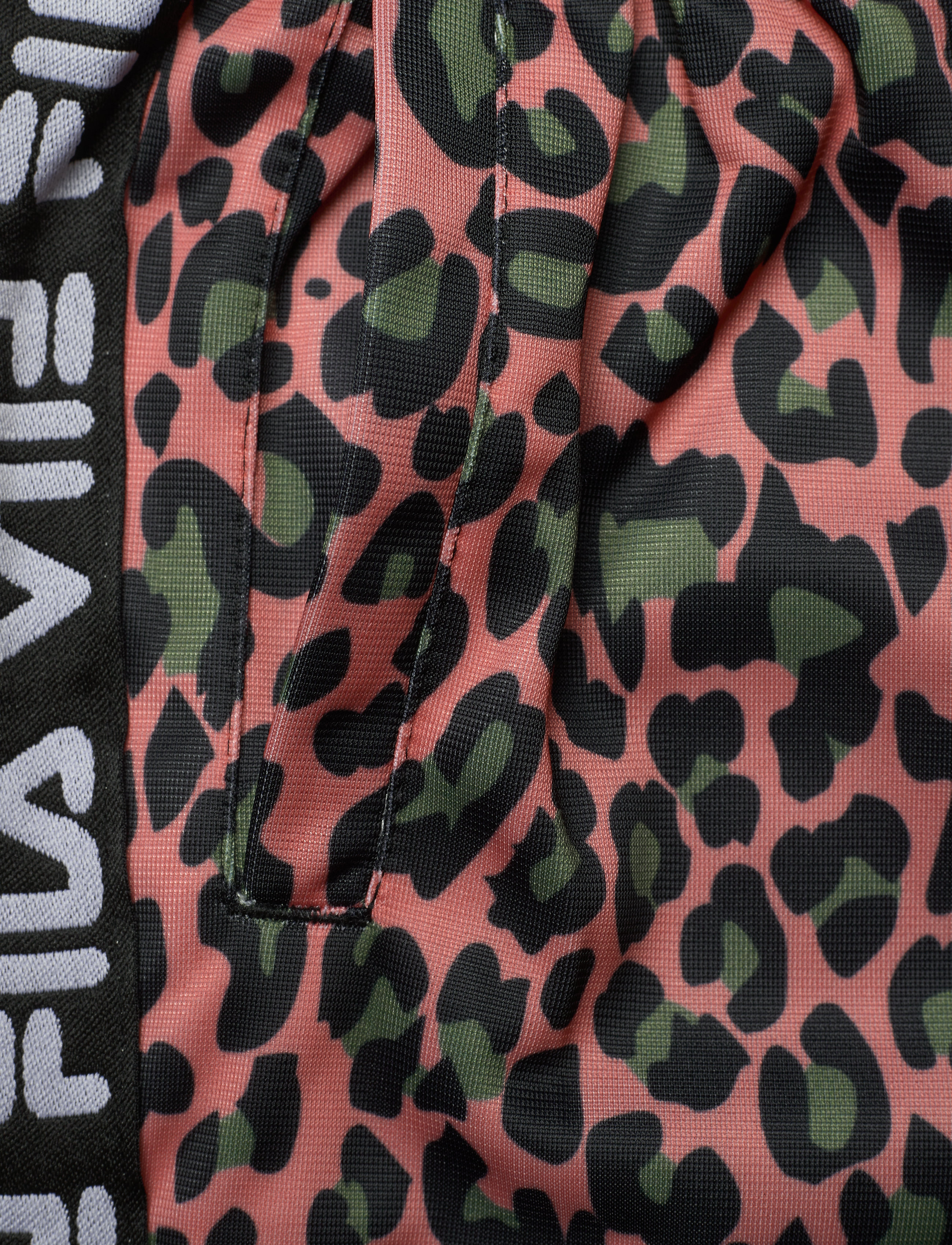 FILA - KIDS TALISA AOP track pant - leo lobster bisque allover - 4