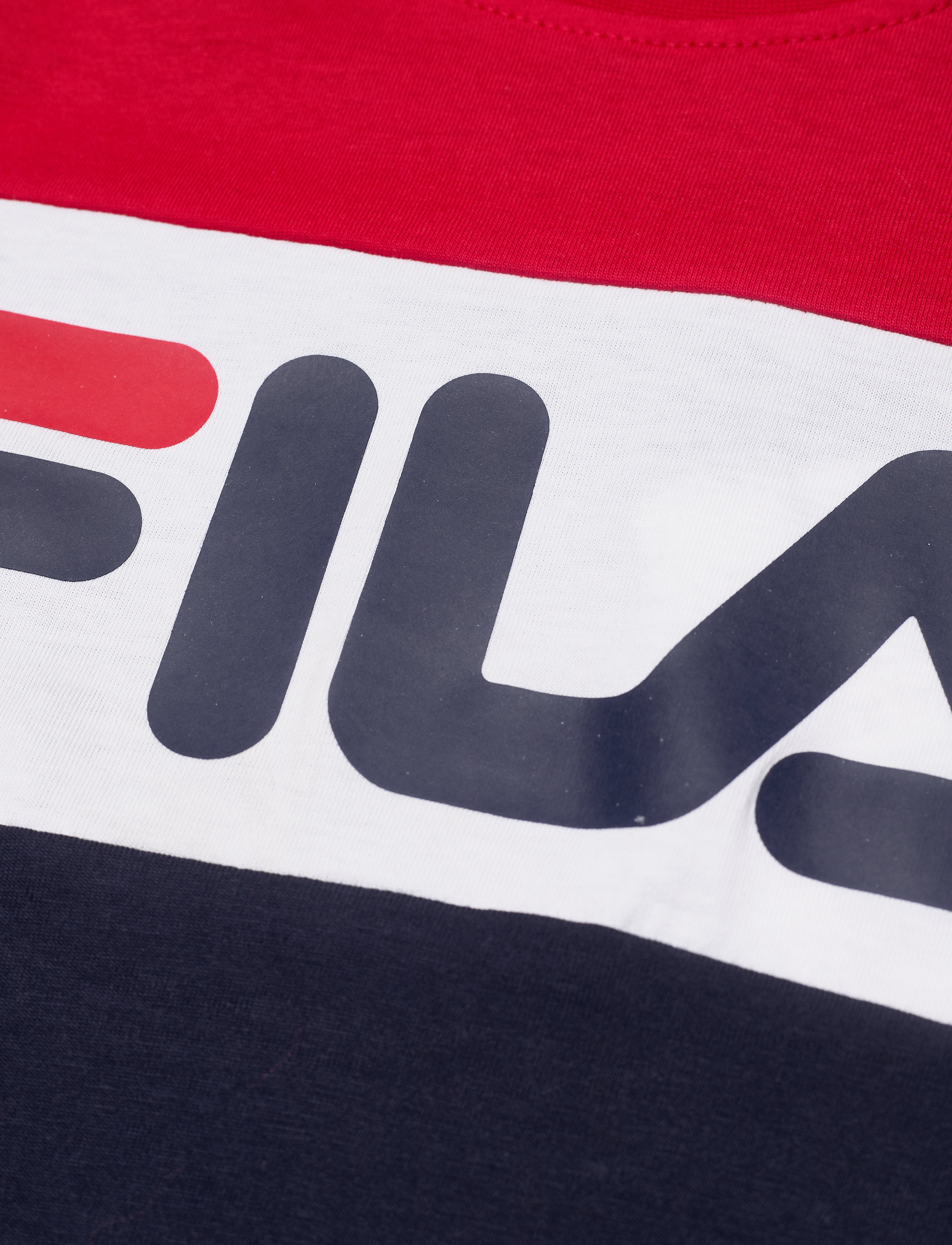 FILA - THEA blocked tee - black iris-true red-bright white - 2