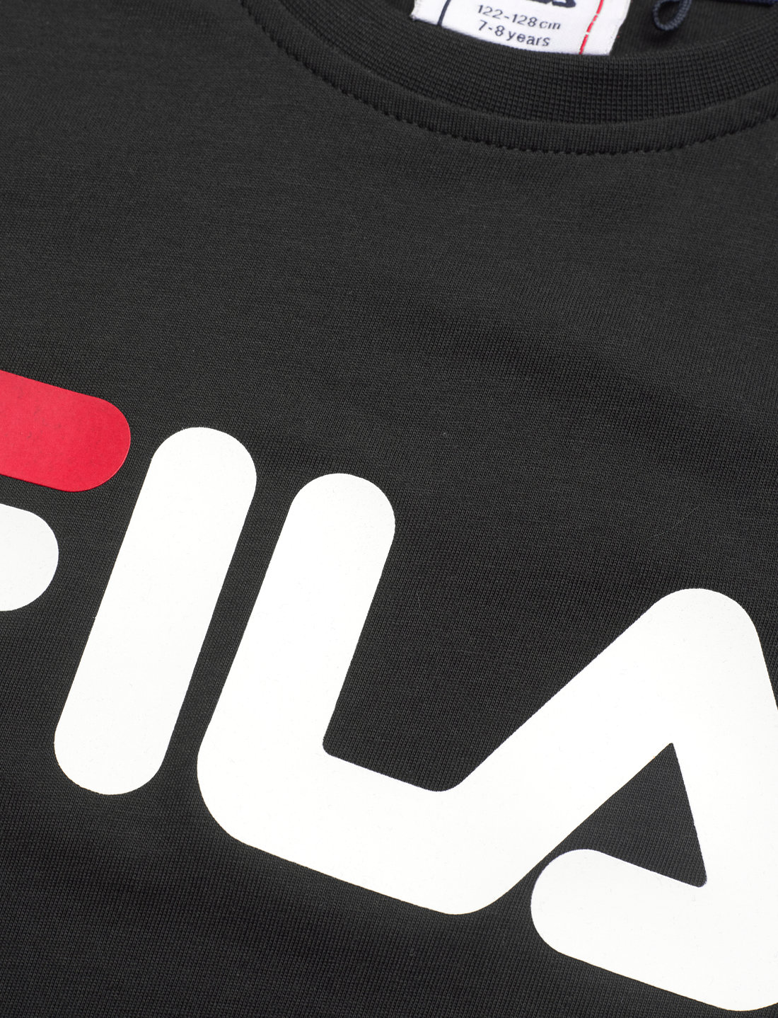 Fila classic logo best sale t shirt