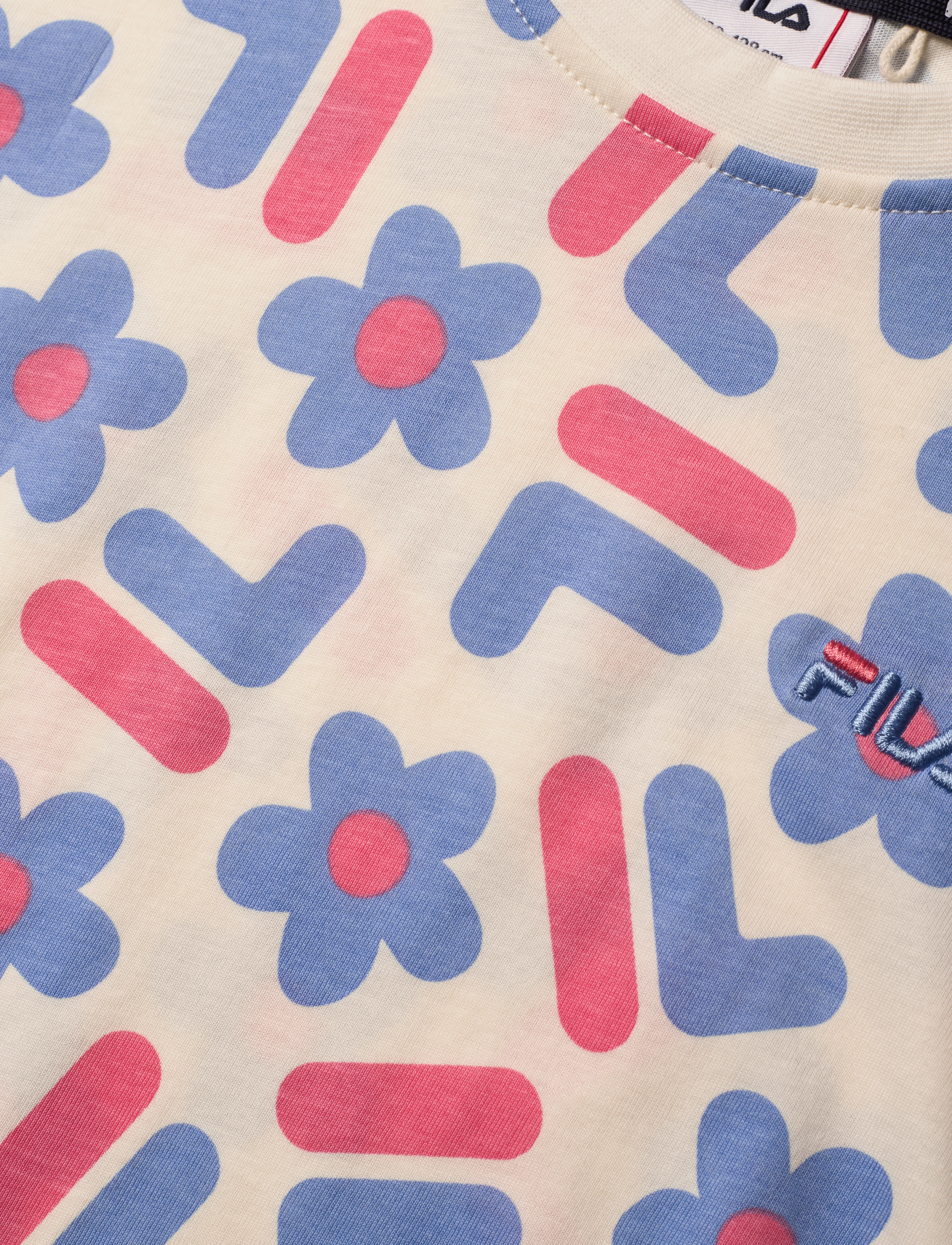 FILA - LAMPADEN AOP wide tee - antique white f flower aop - 2