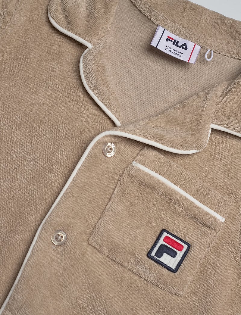 FILA - CALCI relaxed towelling resort shirt - kortärmade skjortor - white pepper - 2